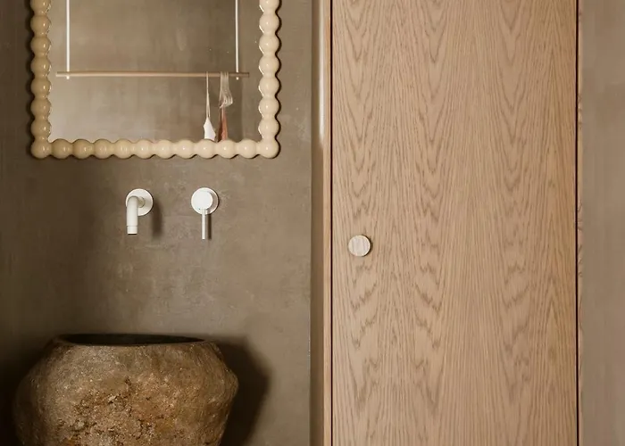 Thoe Naxos - Indoor Jacuzzi Lägenhetshotell *