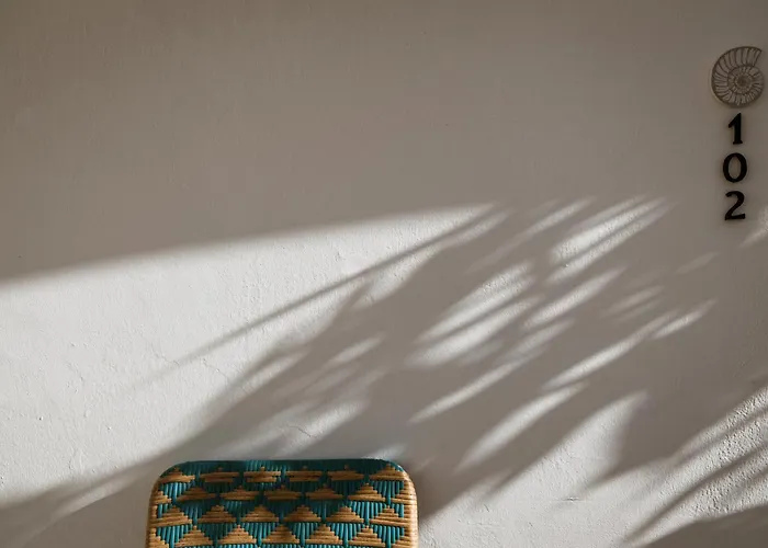 Thoe Naxos - Indoor Jacuzzi Lägenhetshotell Naxos City